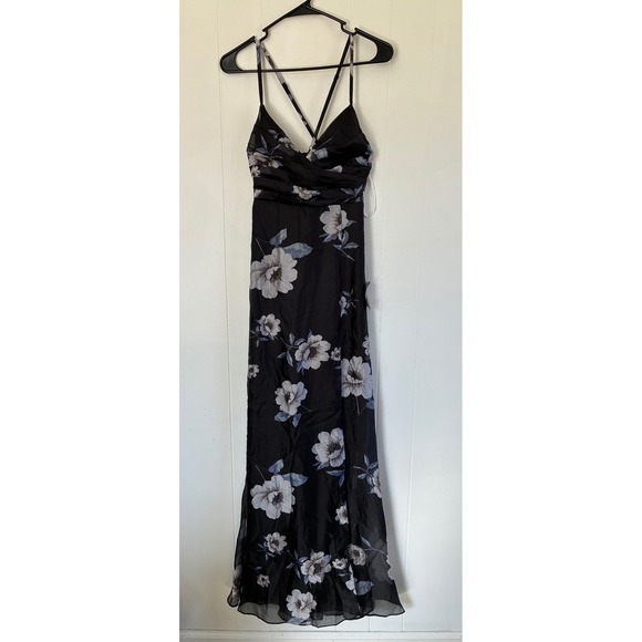 Lulus Dresses & Skirts - NWT Lulus Black Floral Chiffon Maxi Dress Small Surplice Side Slit Whimsgoth